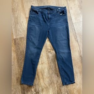 Old Navy Women’s Rockstar Jeans size 18
